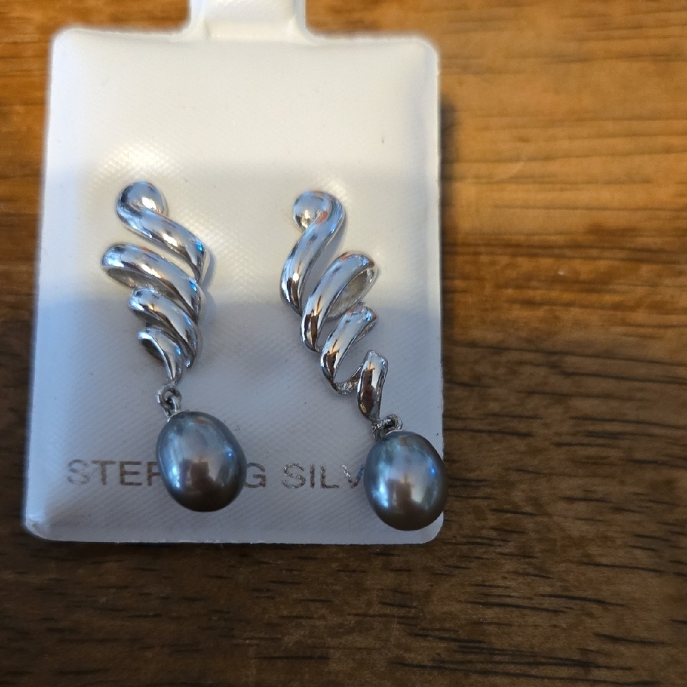 Elegant Silver Pearl Drop Earrings